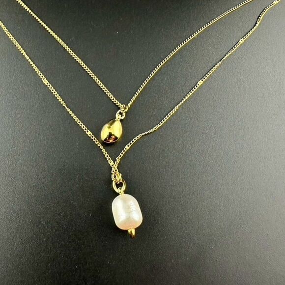 Stella & Dot ~ delicate double pearl pendant necklace in gold tone - Picture 4 of 6